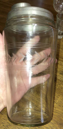 AHC55 Cocktail Shaker & Metal Lid