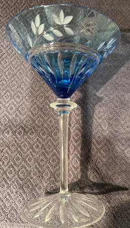 Proinnseas Cobalt Blue Martini