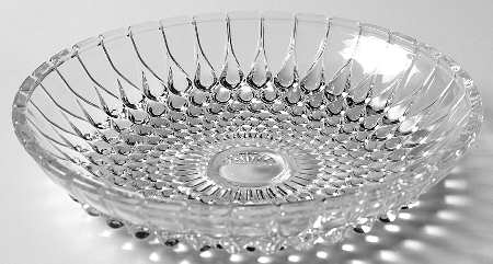 16 Clear 7" Shallow Nappy