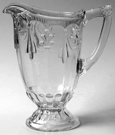 Fleur de Lis and Tassel Clear 32 Oz Pitcher