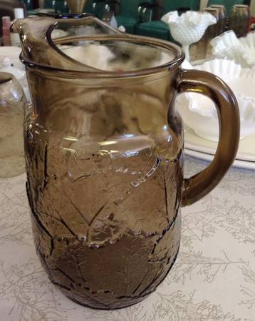 Sherwood Spicy Brown 74 Oz Pitcher