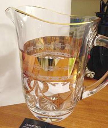 AIZ4g Pitcher