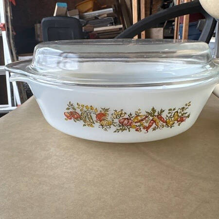 Le Bon Potager 1.5 Quart Oval Covered Casserole