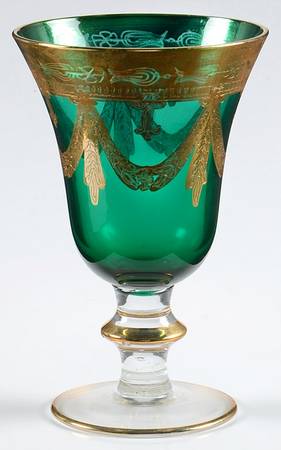 Medici Green Wine Glass