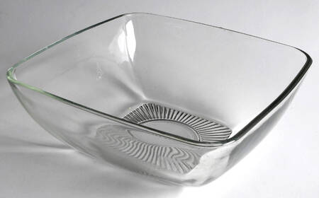Union Square (Clear) 8" Square Bowl