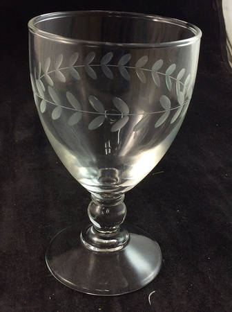 AHC62 Wine Glass