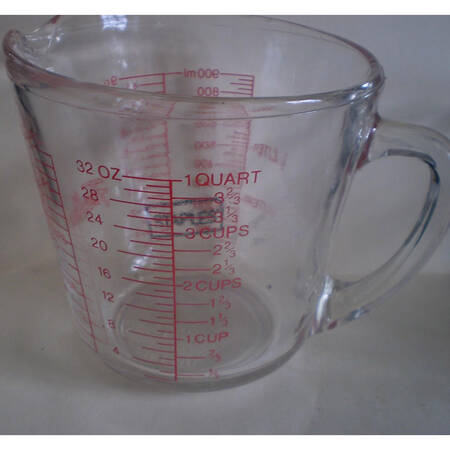 Crystal Clear 1 Quart Measuring Cup by Anchor Hocking