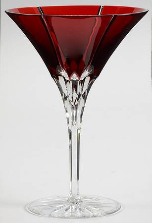 Castille Albinka Ruby Martini