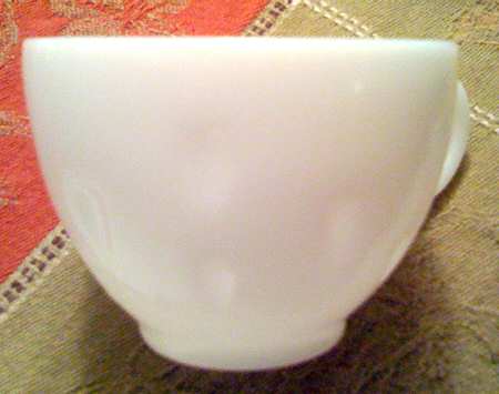 Informal Milkglass (Teardrop) Snack Cup for Snack Plate
