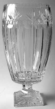 Palace 15" Footed Vase