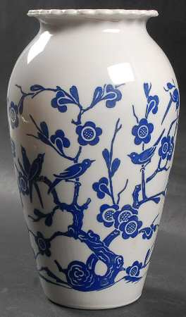 W53 9" Flower Vase
