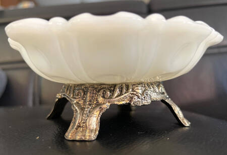 W142 Milk Glass Ashtray on Metal Pedestal