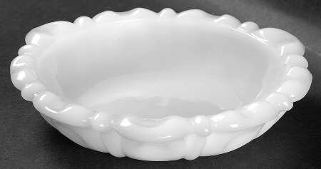 W142 Milk Glass Round Ashtray