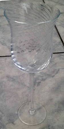 Rippled Wine Glass