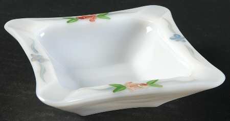 AHC86 4" Square Ashtray