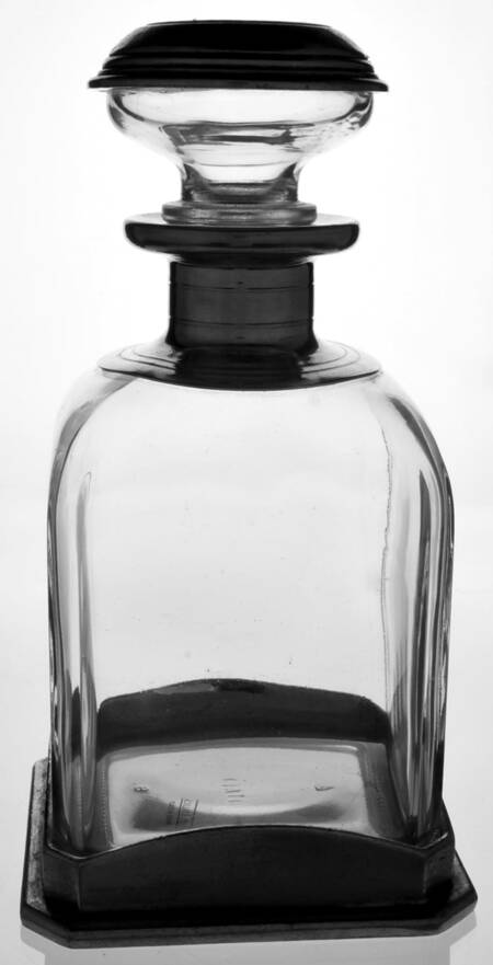 Taverna Small Decanter & Stopper