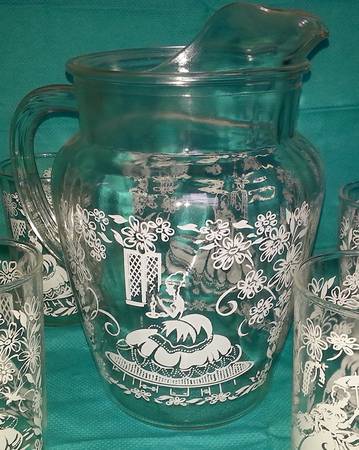 Colonial Lady White Pitcher
