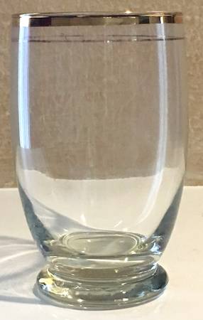Gold Edge & Hairline Water Goblet