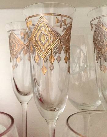 AOG8 by Anthropologie Glass