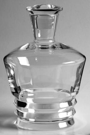 Vega Whiskey Decanter & Stopper
