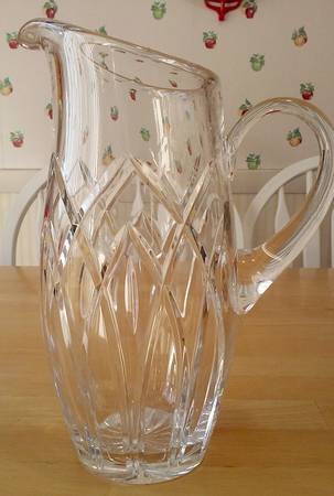 Rainbow 40 Oz Pitcher