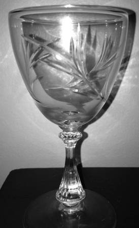 Avalon Wine Glass