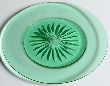 Contour Green Luncheon Plate