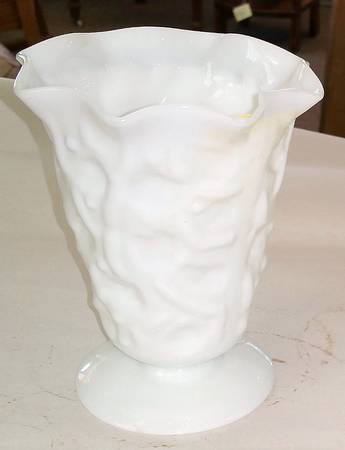 El Rancho Milk Glass Footed Crimped Vase