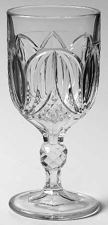 Tulip with Sawtooth Wine Glass