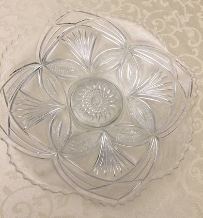 Beautiful Lady 10" Sandwich Plate