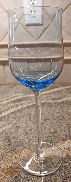 Carousel Blue All Purpose Wine