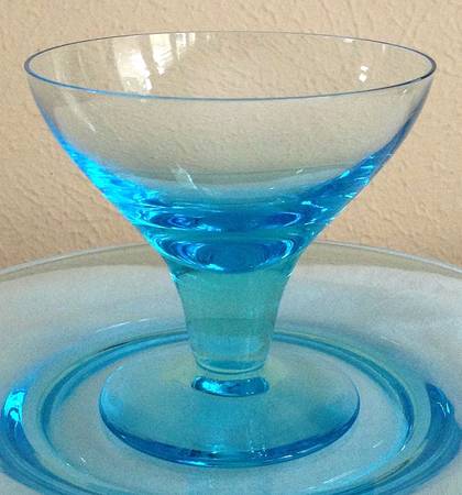 Mode Cerulean Blue Champagne/Tall Sherbet