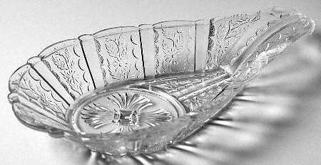 Paneled Daisy Clear Open Spooner