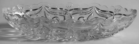 Arched Fleur De Lis Clear 8" Oval Relish