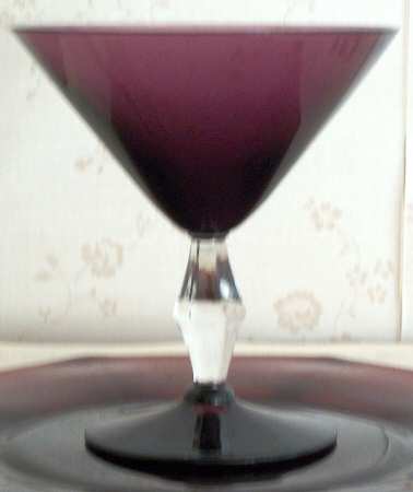 664 Amethyst (Amethyst Bowl and Foot) Champagne/Tall Sherbet