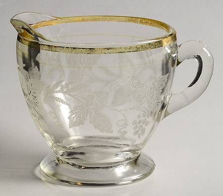 Decoration 806 Clear (Gold Trim) Creamer