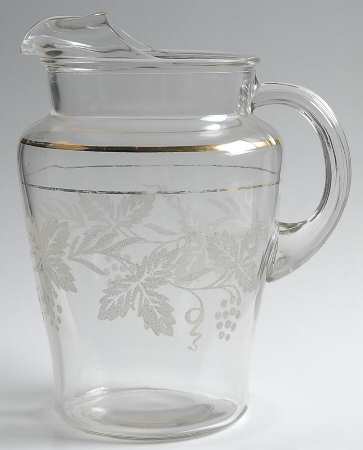 Decoration 806 Clear (Gold Trim) 72 Oz Ice Lip Pitcher