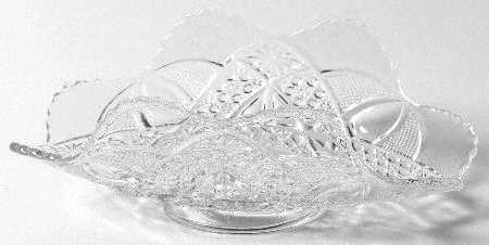 Twin Teardrops Clear Footed Cupped Bon Bon