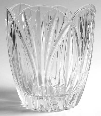 Wyndham 7" Flower Vase
