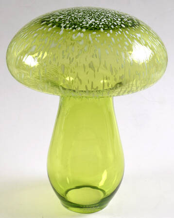 Animals & Figurines #3221L 11" Large Mushroom