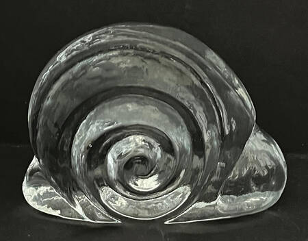 Animals & Figurines Snail #6402P