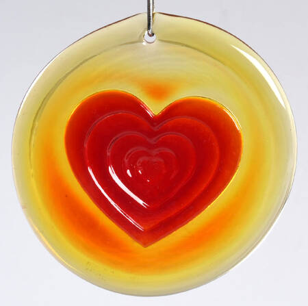 Animals & Figurines 3" Groovy Heart Suncatcher/Ornament