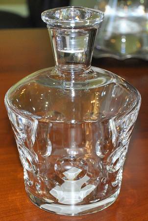 Beluga Decanter & Stopper