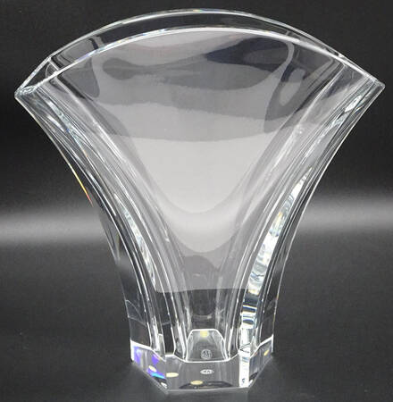 Ginkgo 11" Flower Vase