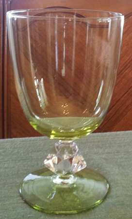 Aquarius Citron Water Goblet