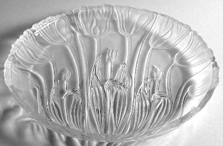 Tulip 15" Round Platter