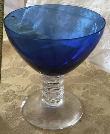 668 Cobalt Champagne/Tall Sherbet