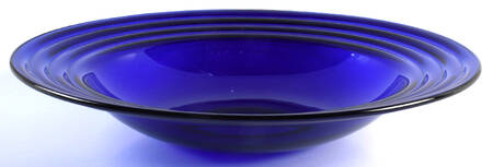 Forum Saphir (Cobalt) 14" Shallow Round Bowl