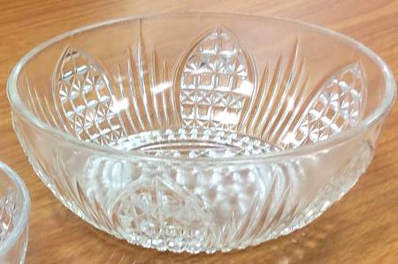 Cathedral Large Fruit Bowl