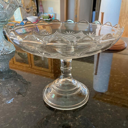 Chain with Star Round Compote (Height X Width)